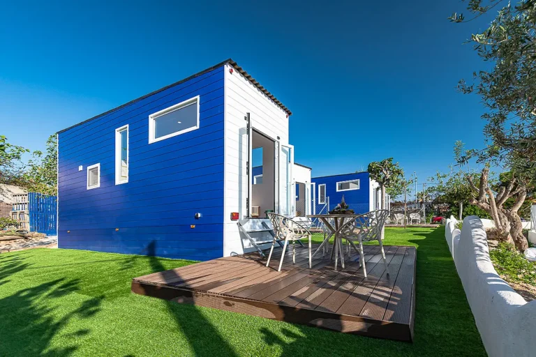 TINIES-TINY HOUSES-PETITES MAISONS-CAMPING BONSOL-100