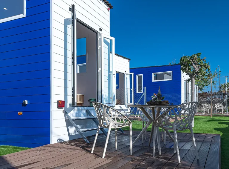 TINIES-TINY HOUSES-PETITES MAISONS-CAMPING BONSOL-100