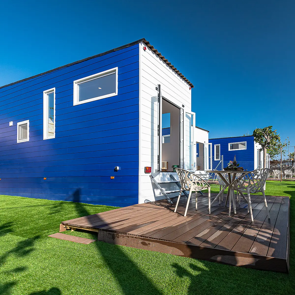 TINIES-TINY HOUSES-PETITES MAISONS-CAMPING BONSOL-100